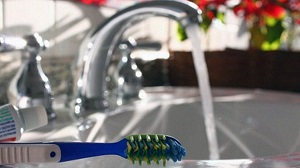turn-off-tap-when-brushing-teeth
